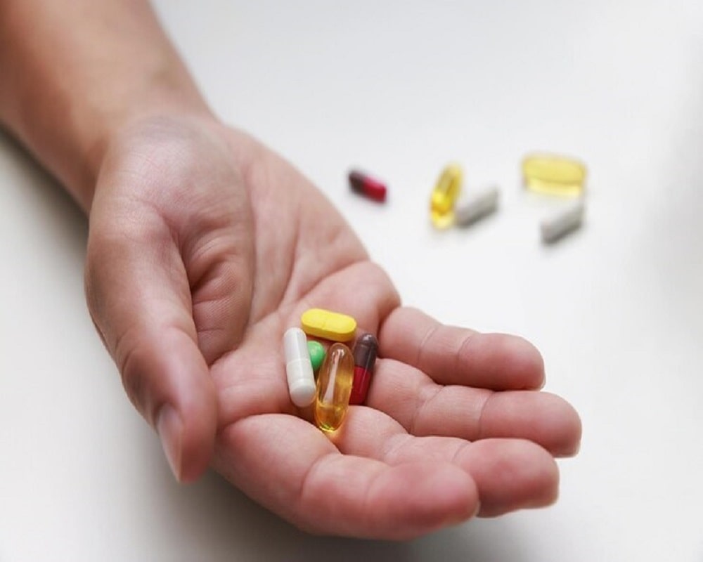 multivitamin and multimineral capsules